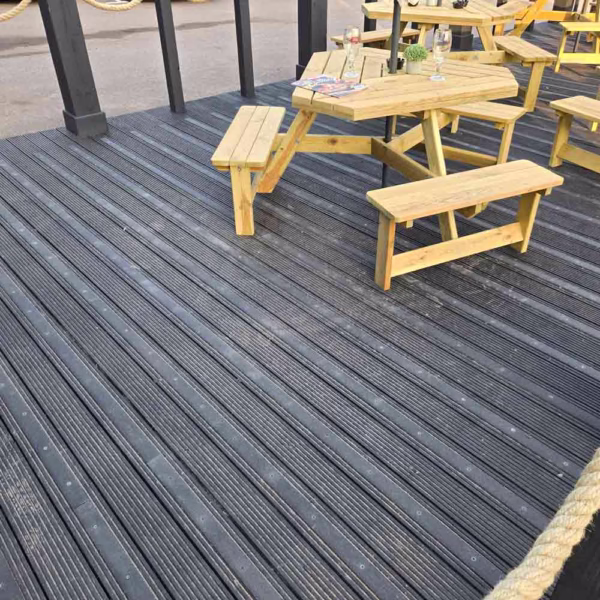 DS Outdoor Commercial Decking Strips