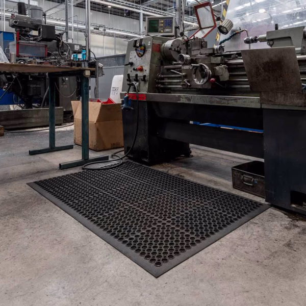 Rubber Ramp Mat – 75% Nitrile