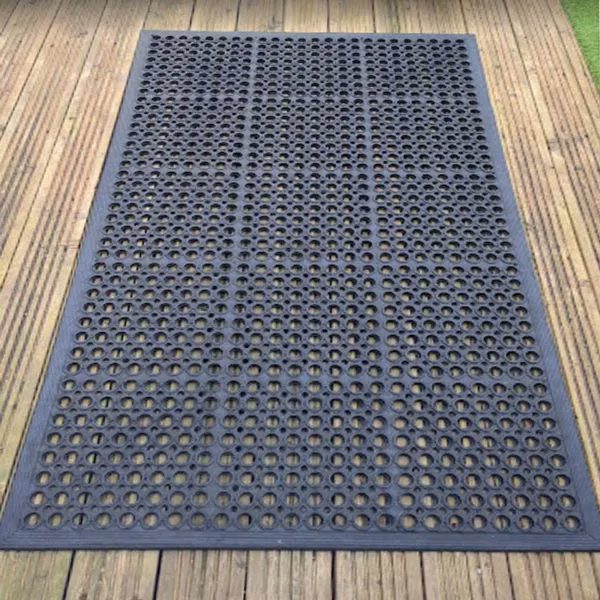 How to Keep Decking Safe in Winter: Your Complete Guide to Preventing Slips and Falls 2 rubber ramp mat on decking