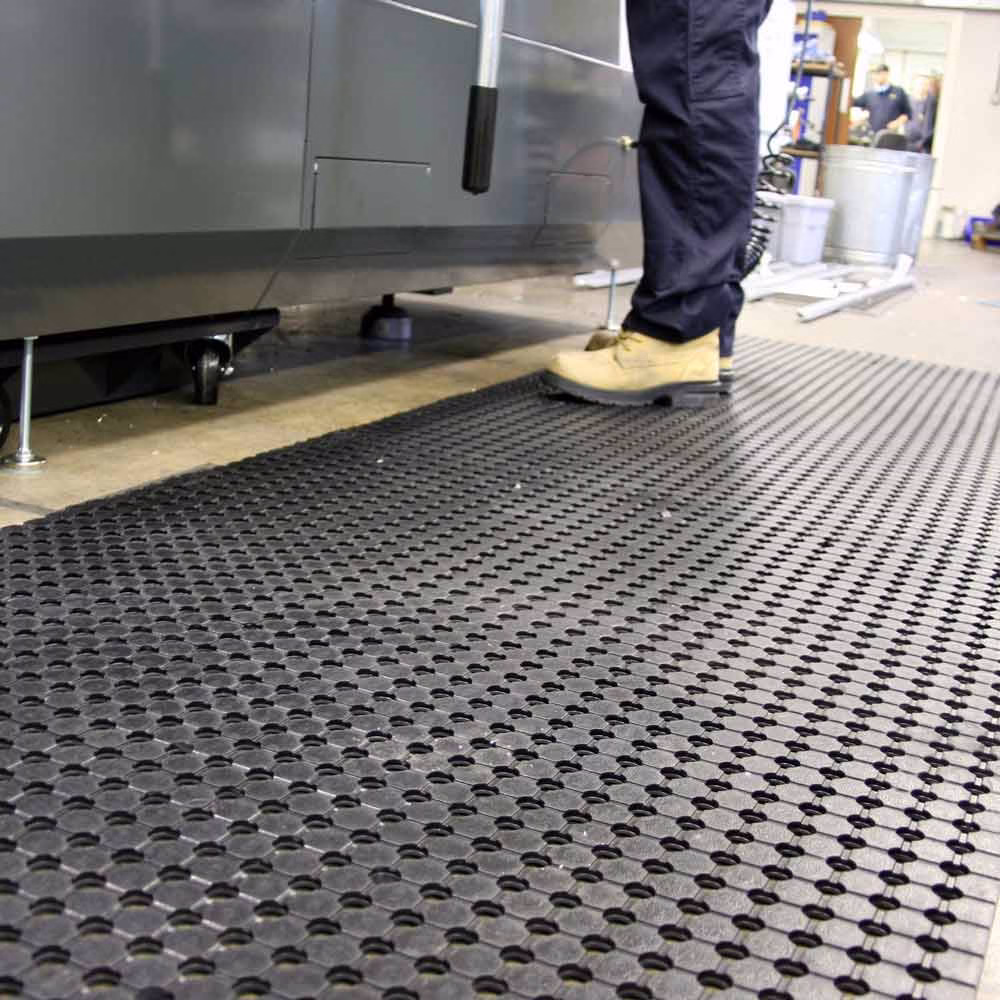 anti fatigue mat with drainage