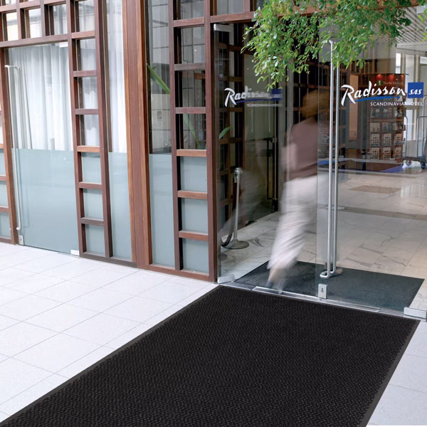 runner mat at hotel entrance