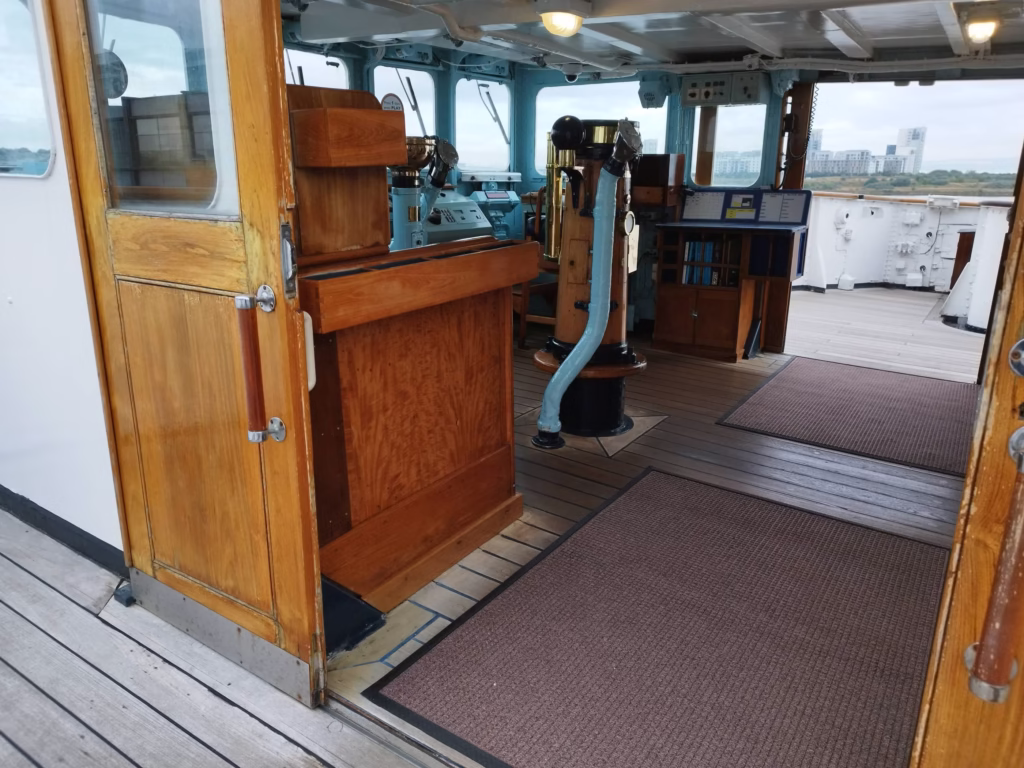 matting in boat bar area