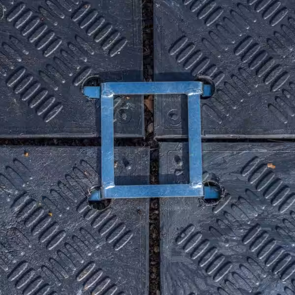 GSC-GroundShield-Connector-4-Way-Galvanised-in-use2 GroundShield Ground Protection Mats Connectors 4 Way Galvanised Connector in use 2